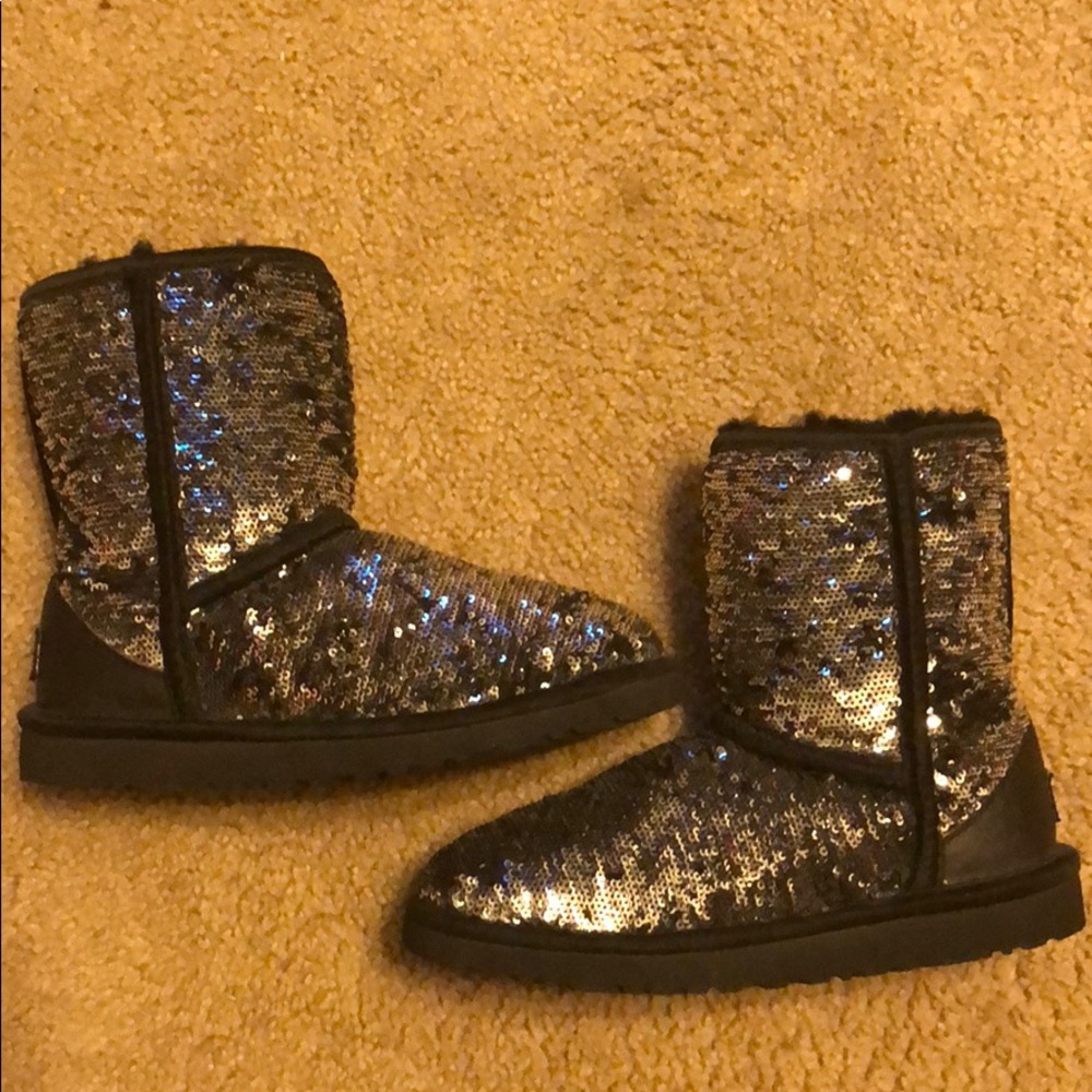 UGG silver/black sequin boots - sz 2